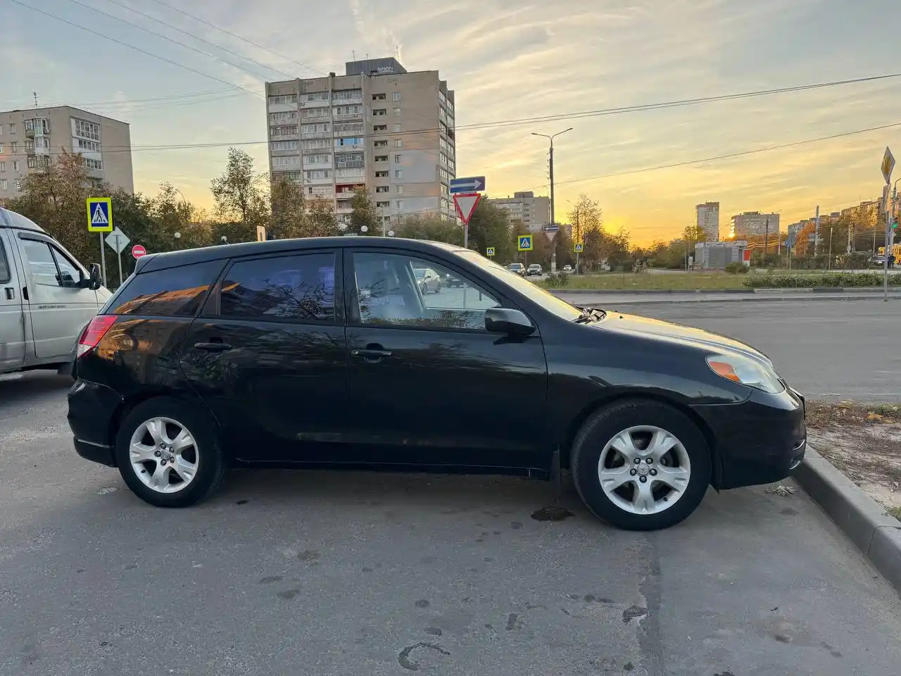 Продам TOYOTA MATRIX 2004г.в