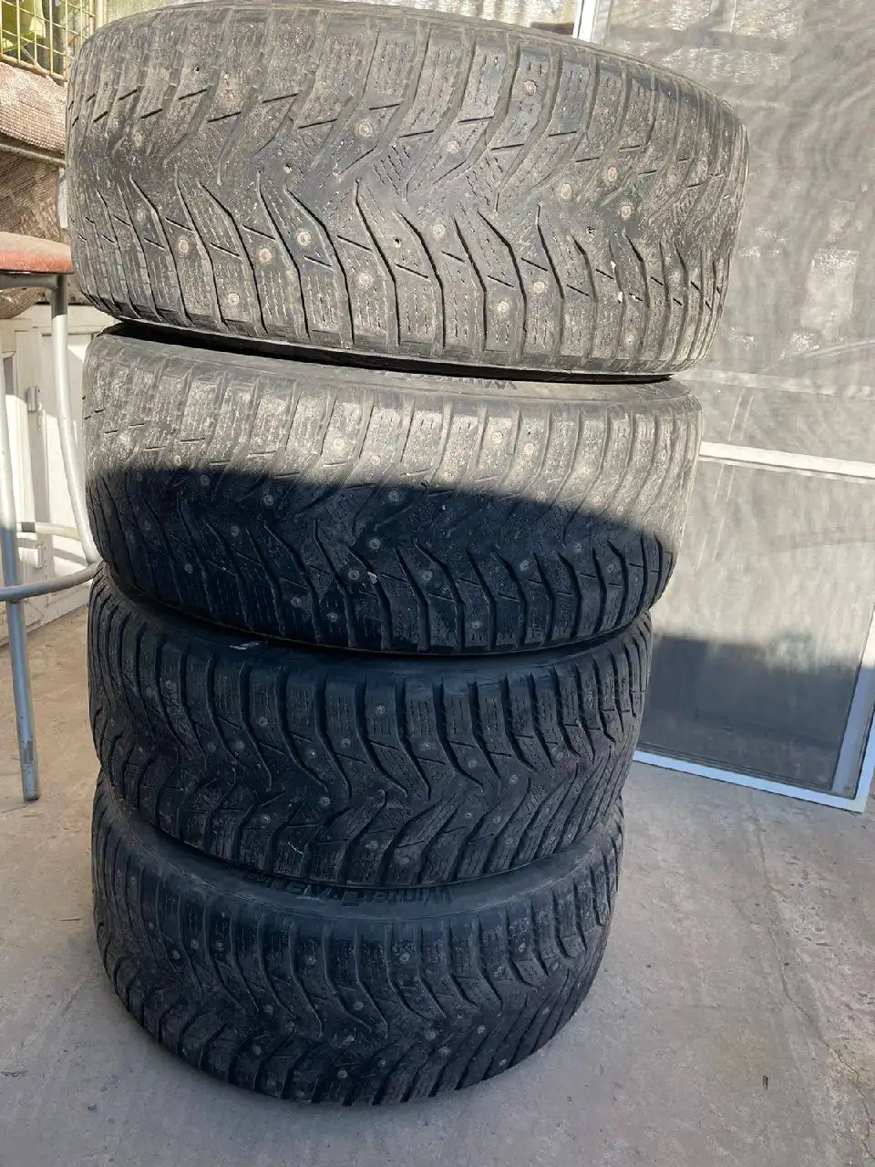 Продажа шин 5/120 18 235/50