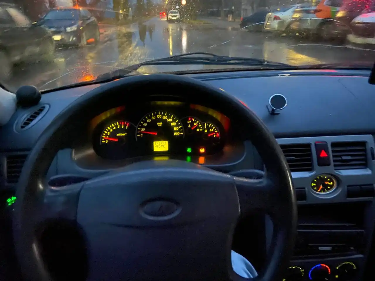 Продажа автомобиля 10 года выпуска