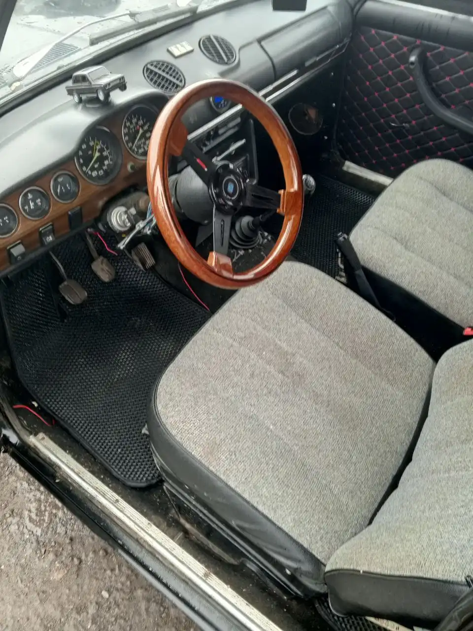 Продажа ВАЗ 2106