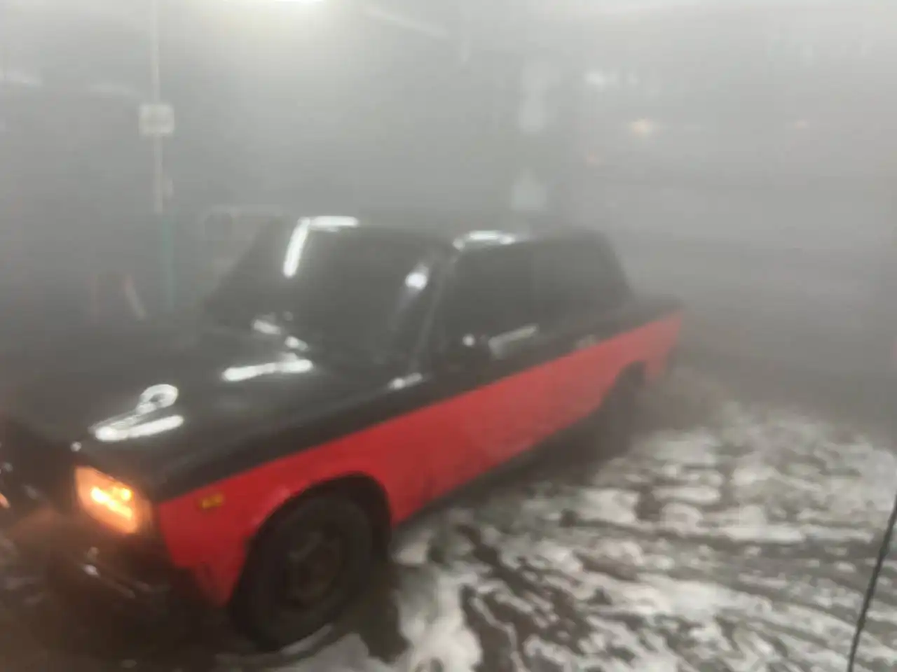 ВАЗ 2107 2002 года выпуска в хорошем состоянии