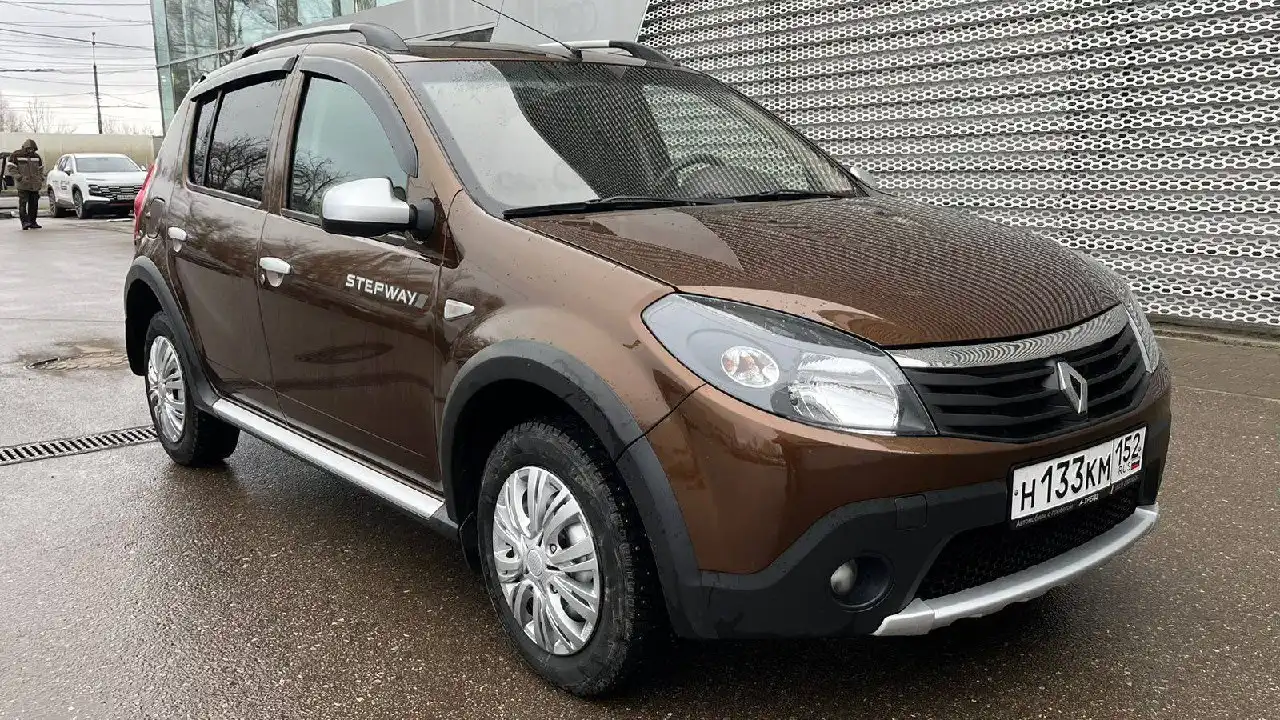 Renault Sandero Stepway 2014 года