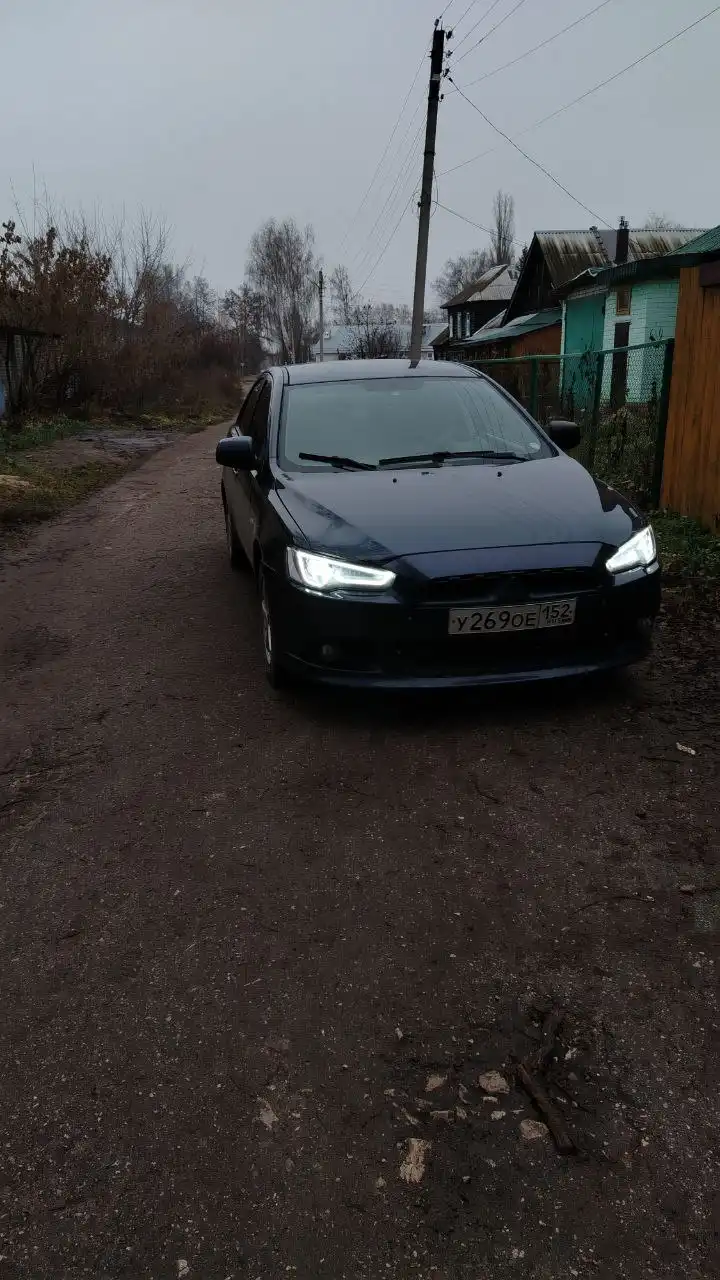 Продам или обменяю Mitsubishi Lancer 10 2011 года