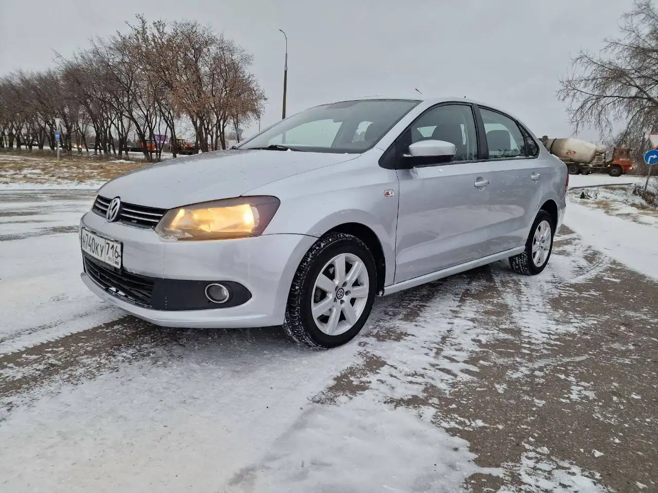 Продажа Volkswagen Polo 2013 года с автоматом