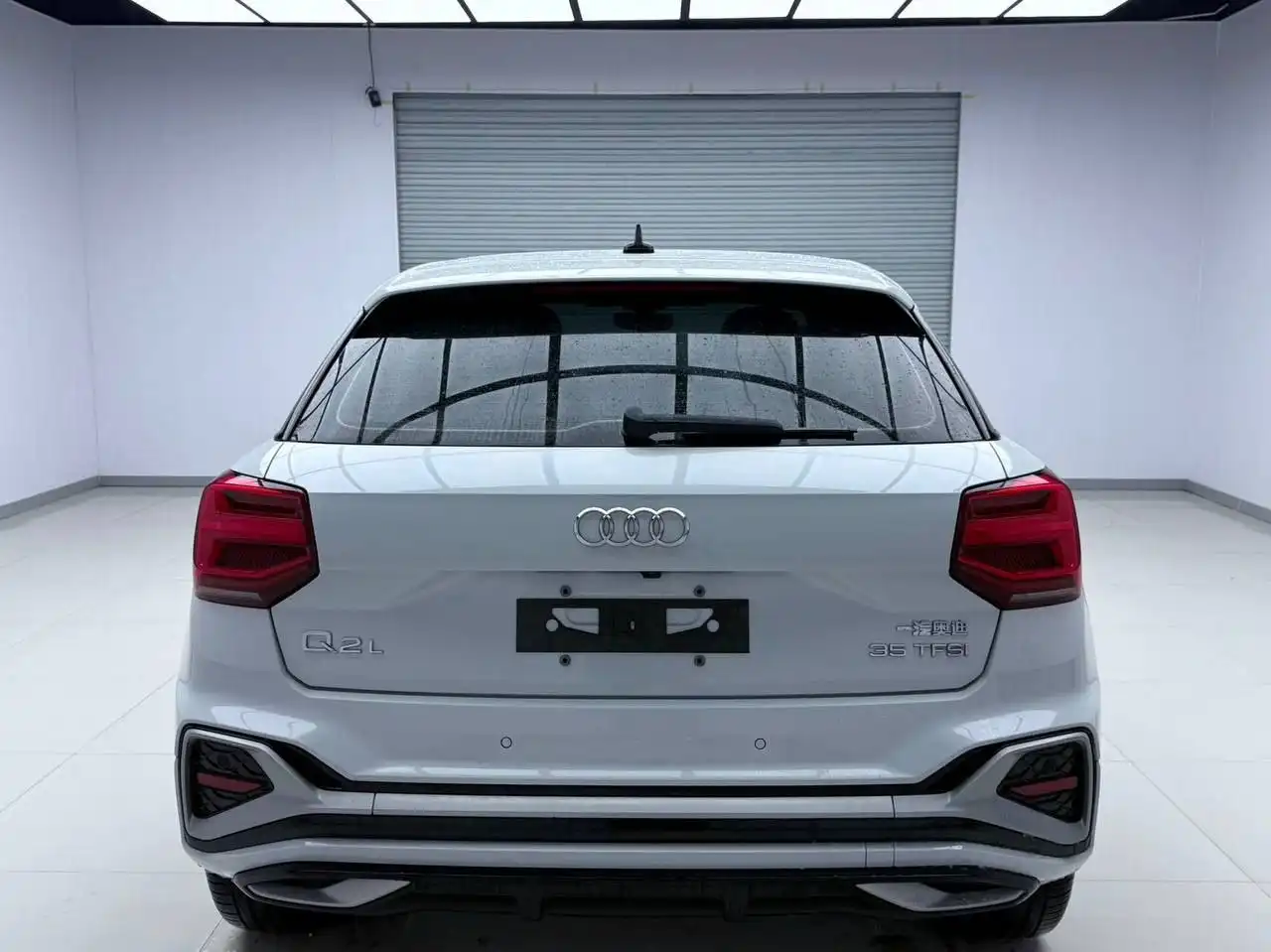 Audi Q2L-HIGH-DCT 2021 года с пробегом 13 355 км