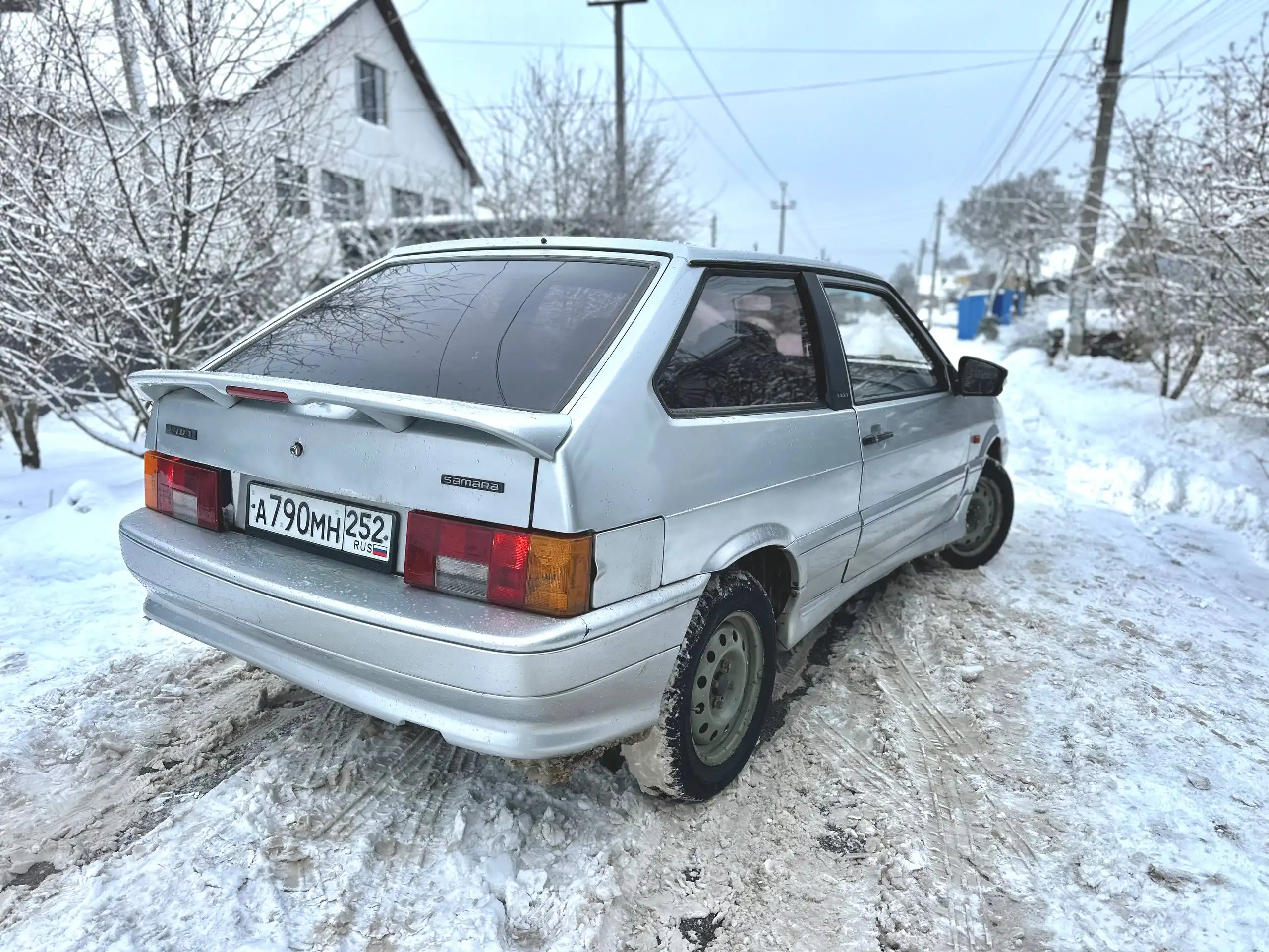 Продается ВАЗ LADA 2113 2011 года в отличном состоянии