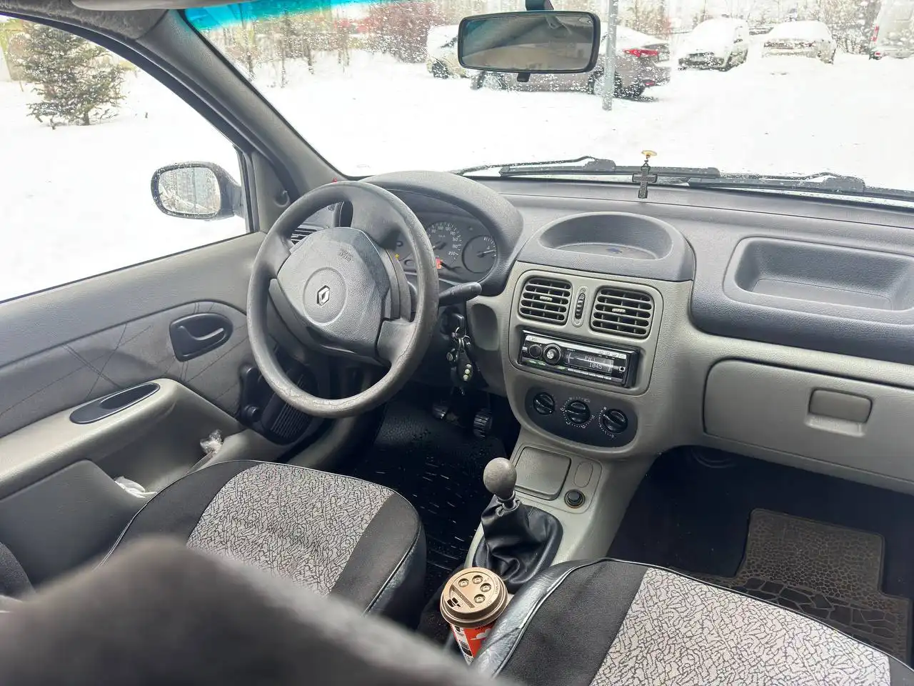 Renault SYMBOL 2002 года в хорошем состоянии