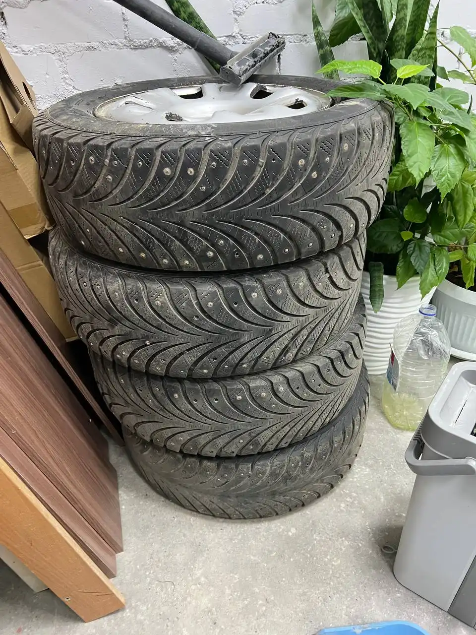 Продажа колес с Рено Дастер - Запчасти (Авто) в Нижний Новгород