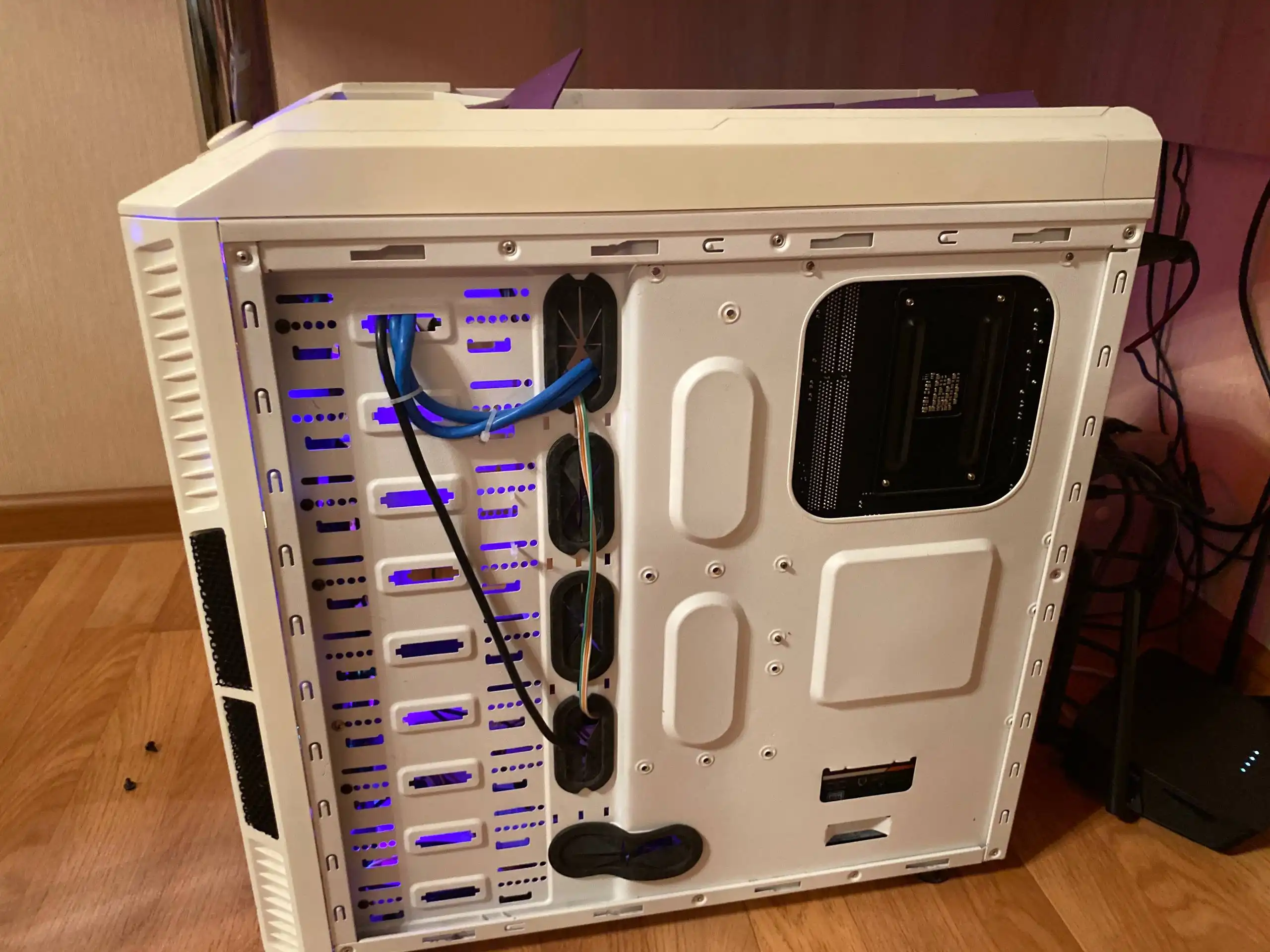 Компьютерные комплектующие: видеокарта 1030, процессор AMD A8 7600, SSD 512GB, ОЗУ 12GB - Компьютерные комплектующие (Электроника) в Нижний Новгород