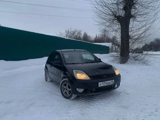 Форд фиеста 2005 года в хорошем состоянии - Авто в Нижний Новгород