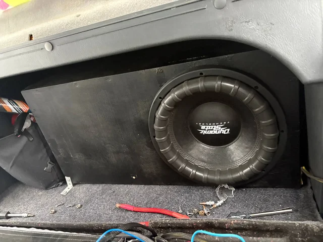 Продажа защитных сеток и сабвуфера - Аудиотехника в Кстово