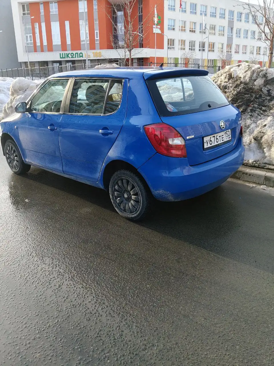 Fabia 2009 года 1.2 МТ с ошибкой на руле - Легковые автомобили (Авто) в Нижний Новгород