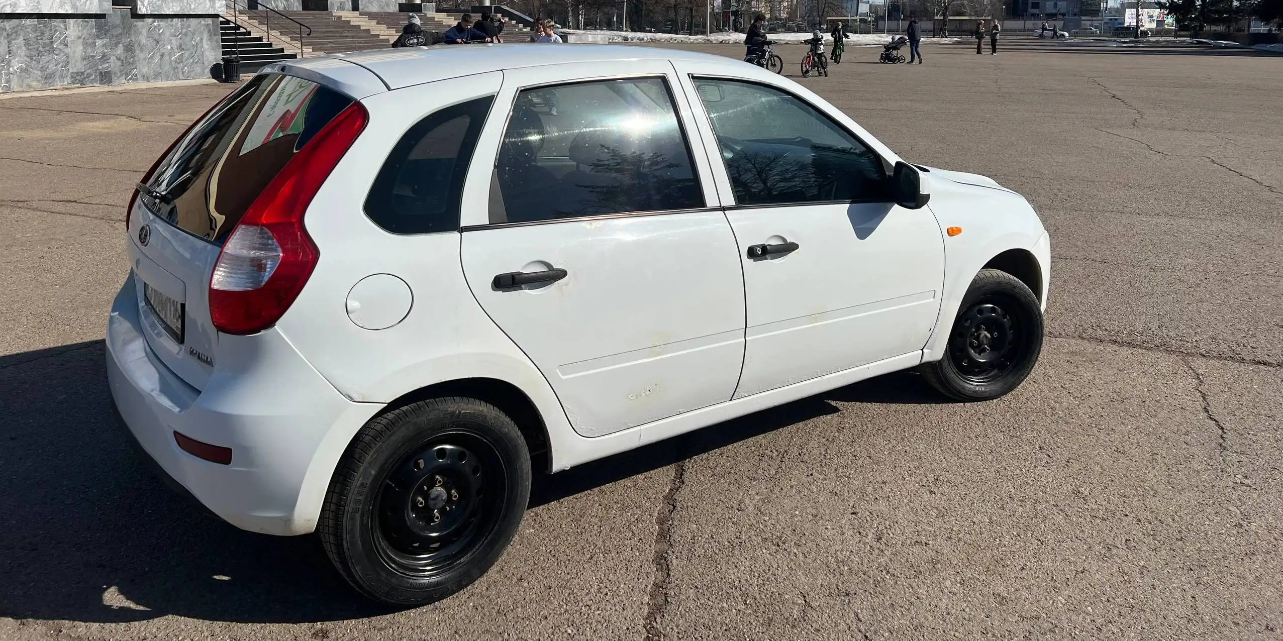 Продажа автомобиля 2013 года - Легковые автомобили (Авто) в Набережные Челны