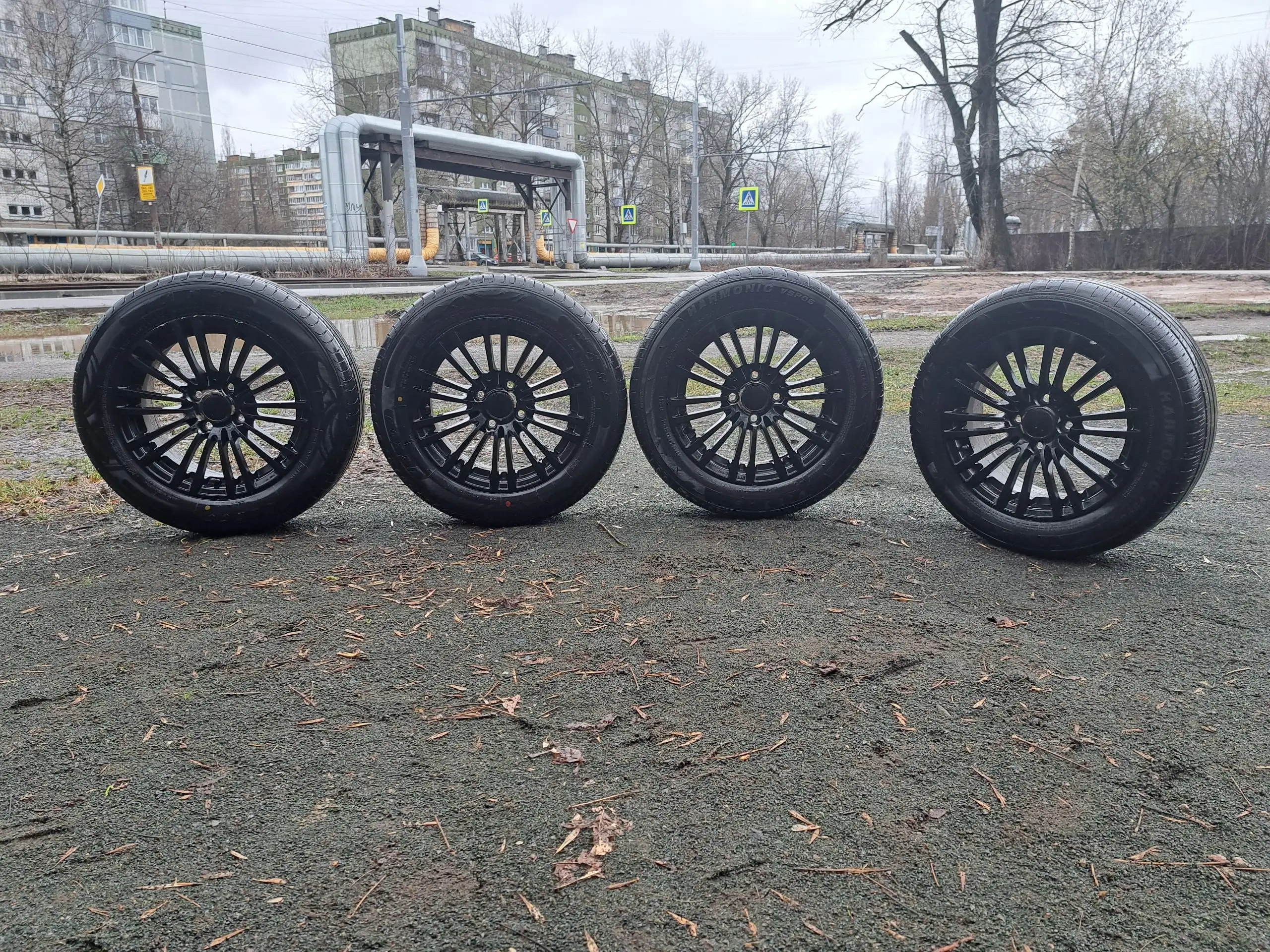 Продажа литых дисков с резиной 4/98 14R - Запчасти (Авто) в Нижний Новгород