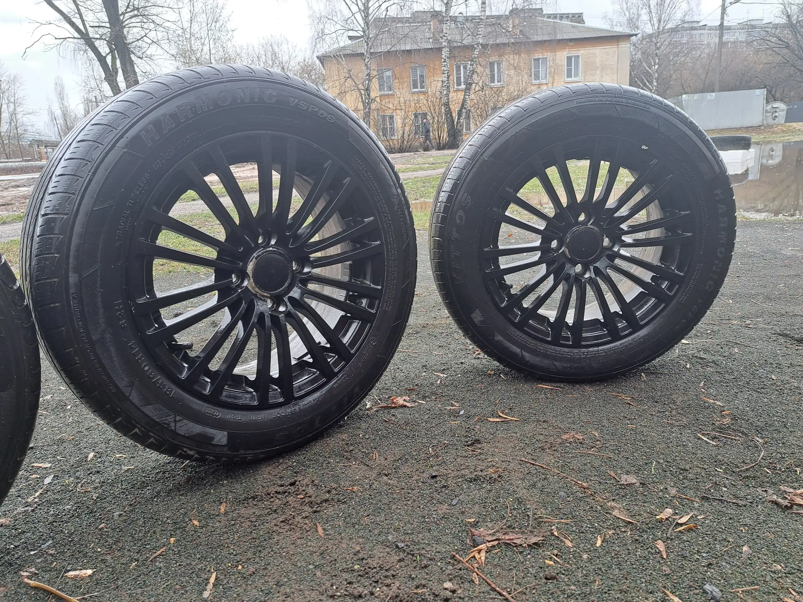 Продажа литых дисков с резиной 4/98 14R - Запчасти (Авто) в Нижний Новгород