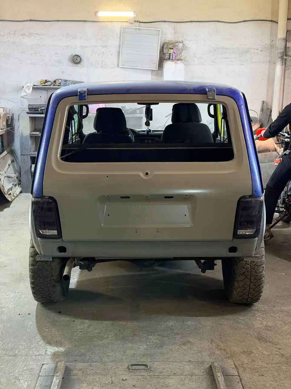 Нива 3 года, переварена, свежее облита - Внедорожники (Авто) в Нижний Новгород