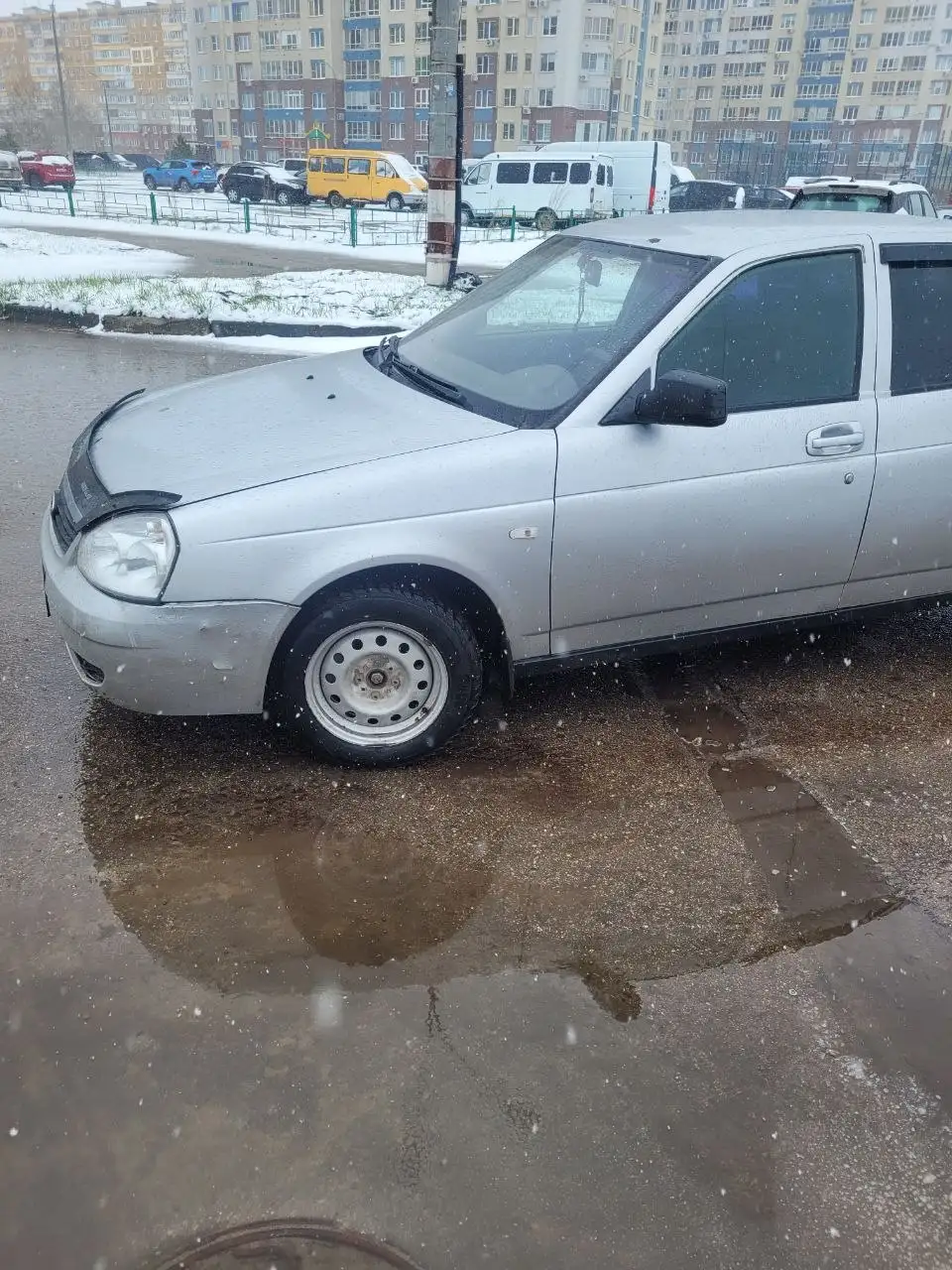 BMW 8 серия с дымом - Запчасти (Авто) в Нижний Новгород