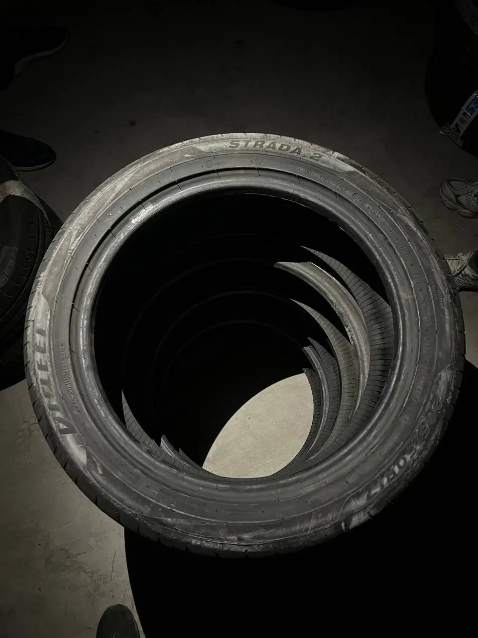 Продажа 17 резины - Шины и диски (Авто) в Нижний Новгород