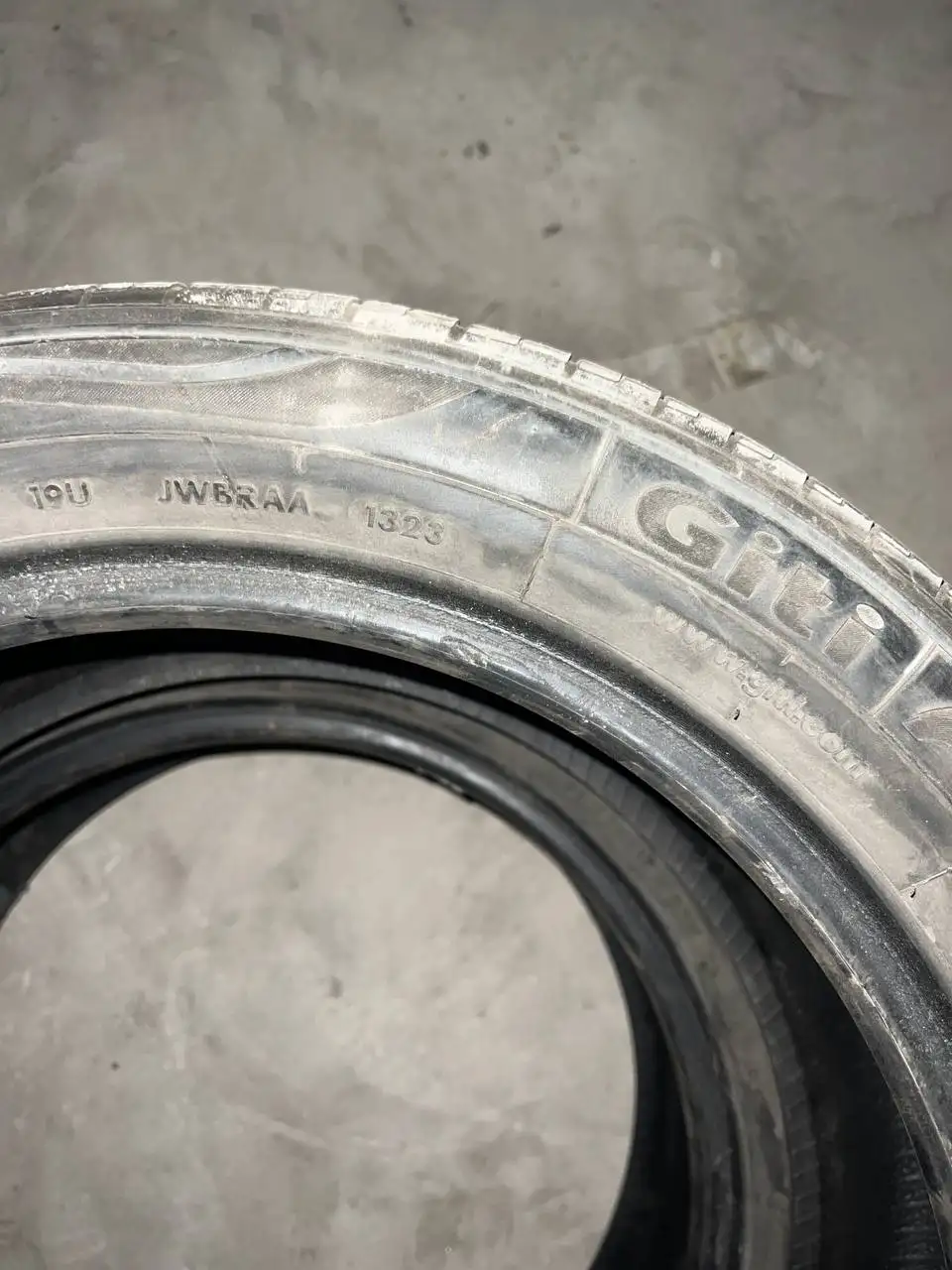 Продажа 17 резины - Шины и диски (Авто) в Нижний Новгород