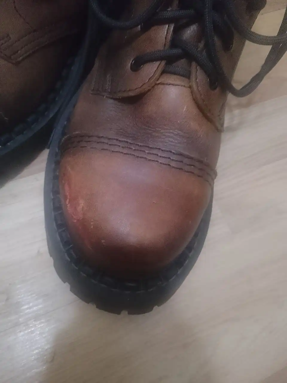 Обмен тяжелых ботинок Airbox 41 размер - Обувь (Одежда) в Челябинск