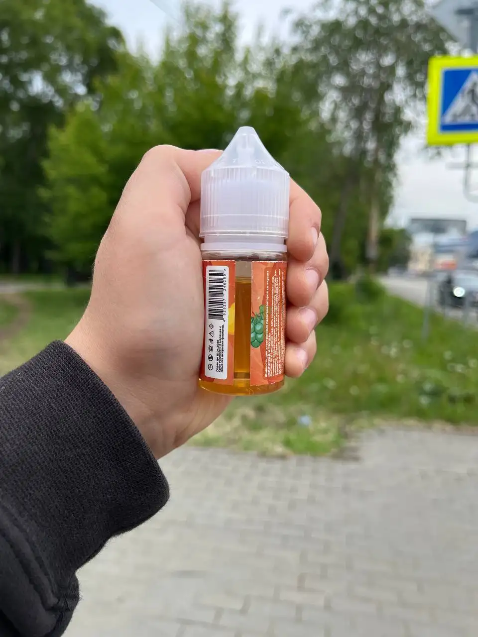 Продам жижу 20мг груша виноград со льдом - Электроника в Челябинск
