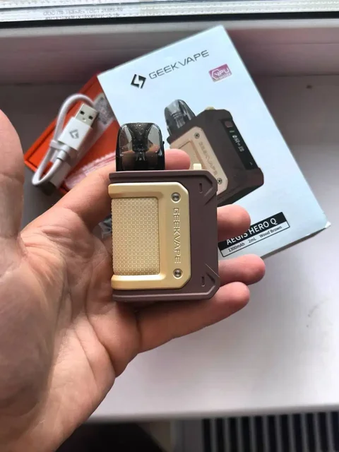 Продам AEGIS HERO Q - Телевизоры и видеотехника в Челябинск