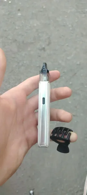 iPhone 5 mini, цена 1300, торг - Телевизоры и видеотехника в Челябинск