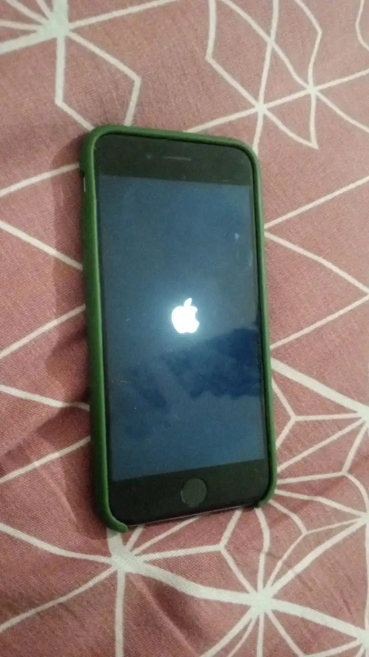 Продам iPhone 6 - Смартфоны и гаджеты (Электроника) в Челябинск