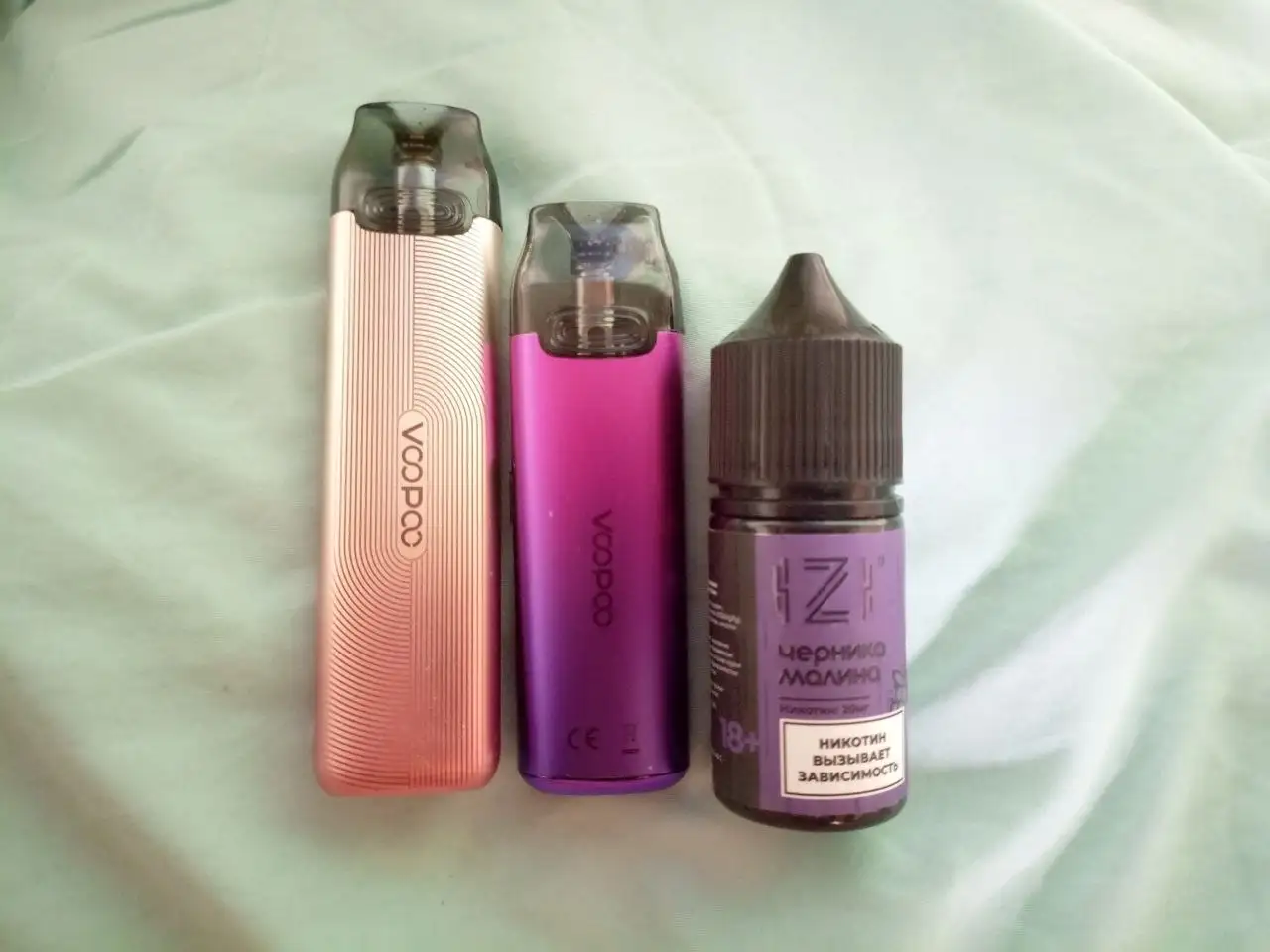 Voopoo 4 и Voopoo mini с жижей - Электроника в Челябинск