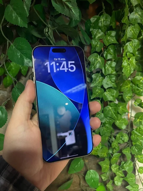 iPhone 16 Pro Max 256gb - Наушники в Волгоград