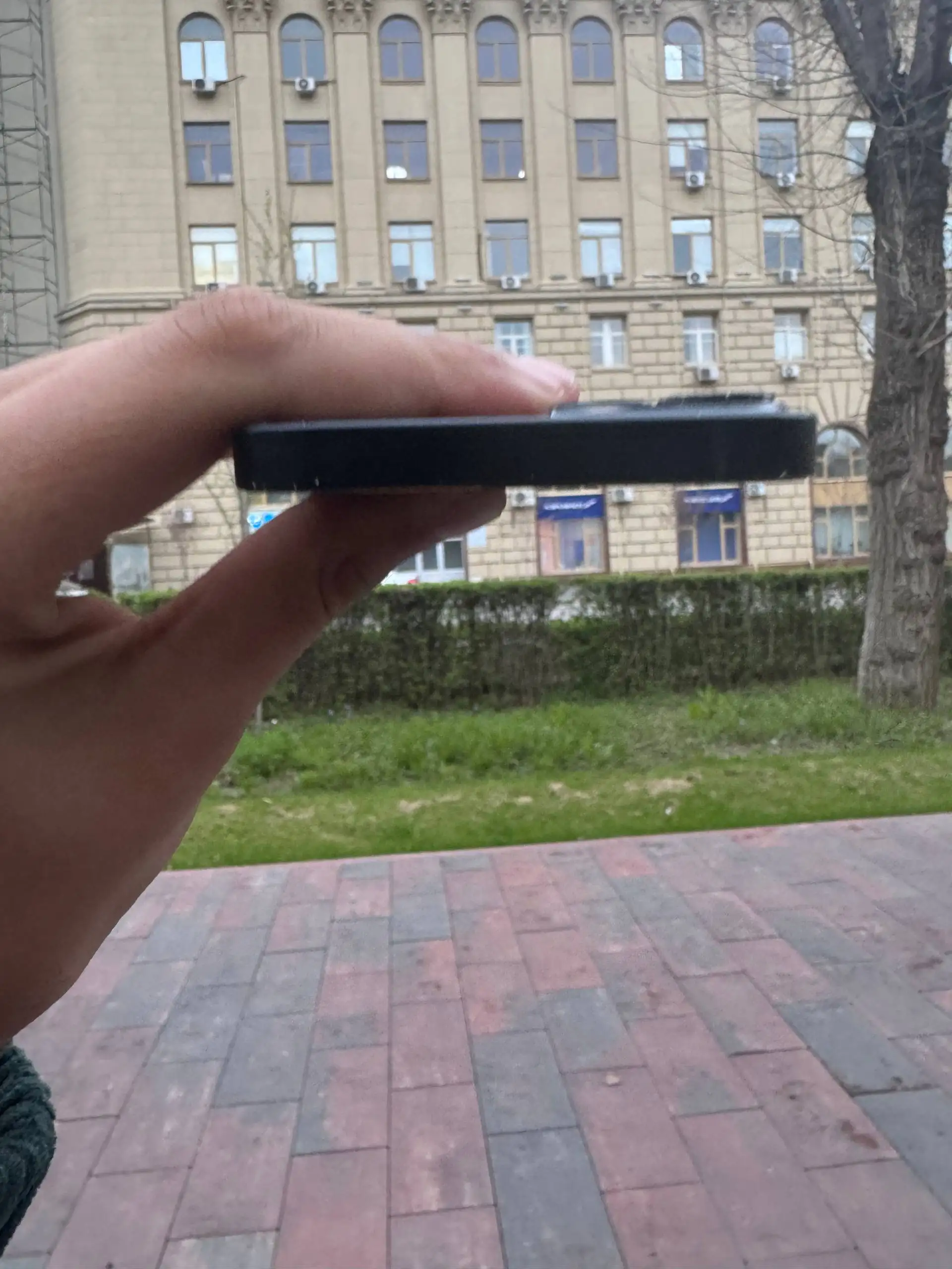 iPhone 13 128гб с заменённым экраном и задним стеклом - Смартфоны (Электроника) в Волгоград