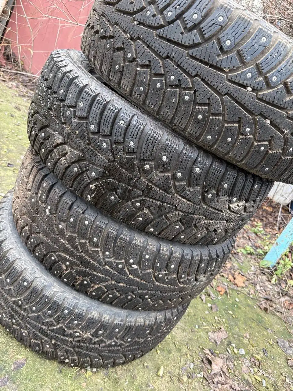 Продажа шин 205/55 r16 - Шины и диски (Запчасти) в Волгоград