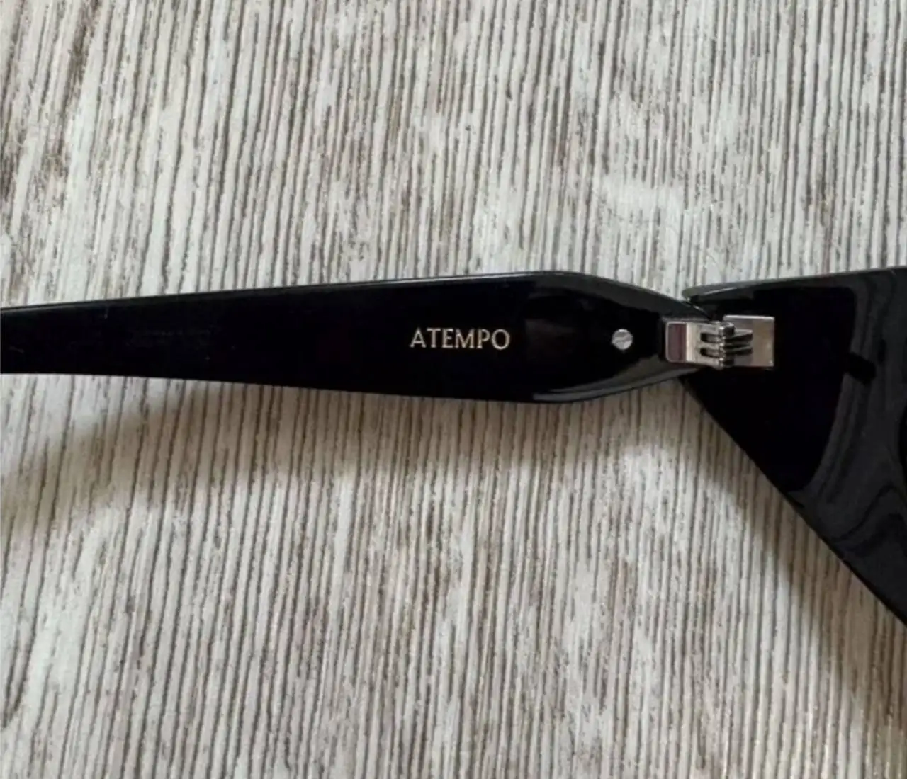 Солнцезащитные очки Gentle Monster Atempo-01 - Аксессуары (Одежда) в Волгоград