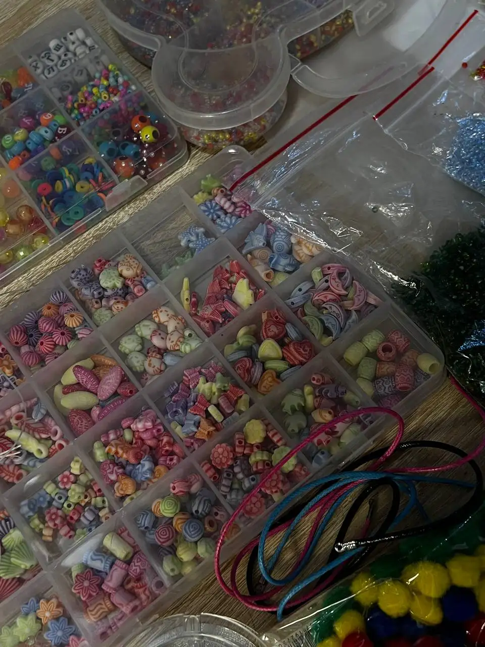 Бисер и бусины на продажу в Волгограде - Хобби и отдых в Волгоград