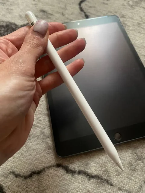 iPad 10.2 2021 с оригинальным pencil - Телевизоры в Волгоград