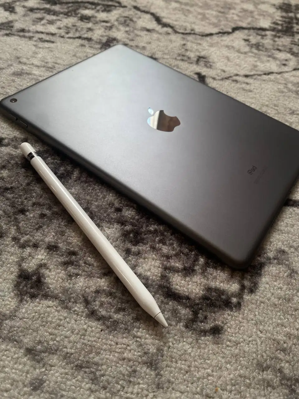 iPad 10.2 2021 с оригинальным pencil - Планшеты и электронные книги (Электроника) в Волгоград