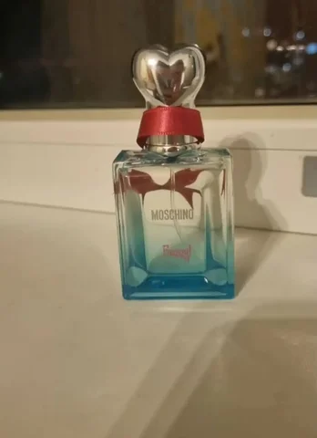 Туалетная вода Moschino funny 25 мл - Спорт и фитнес в Волгоград