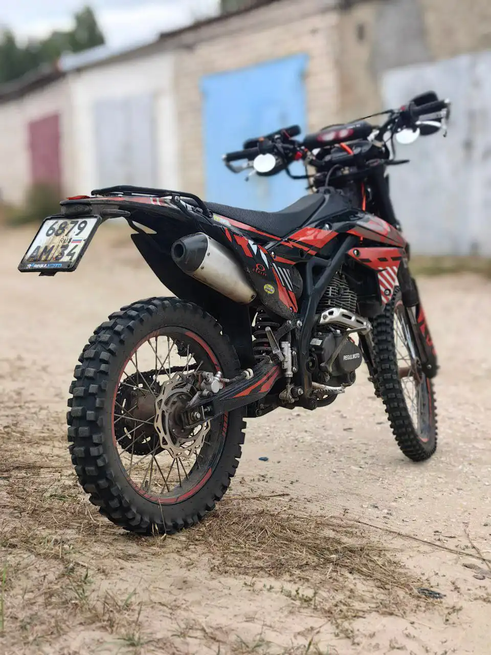 Продам полноразмерный эндуро мотоцикл Regulmoto ZR250