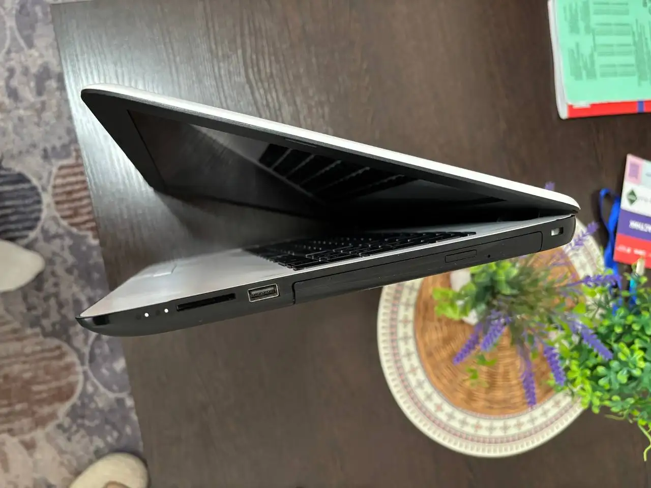 HP 15-af106ur (как новый) с дисководом - Ноутбуки (Электроника) в Волгоград