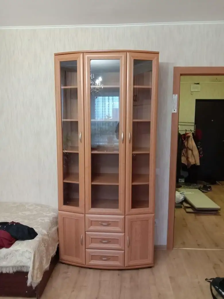 Отдам шкаф самовывоз - Мебель (Для дома и дачи) в Волгоград