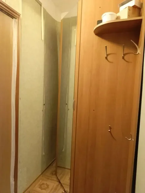 Шкаф угловой в отличном состоянии - Для дома и дачи в Волгоград