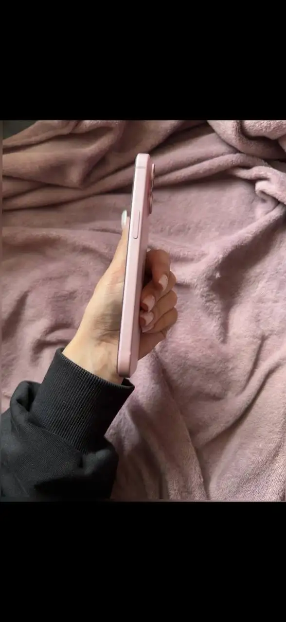 iPhone 15 Pink 128 GB - Мобильные телефоны (Электроника) в Волгоград