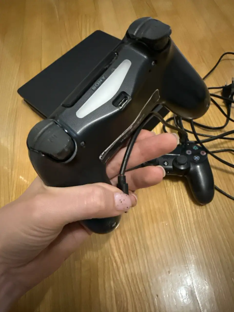 Продам PS4 Slim [отпуск] - Игровые приставки (Электроника) в Волгоград