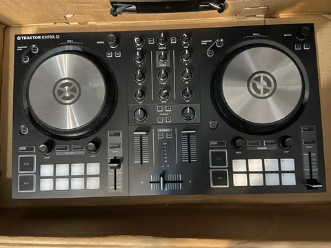 Traktor Kontrol S2 MK3 - Компьютерная техника в Волгоград