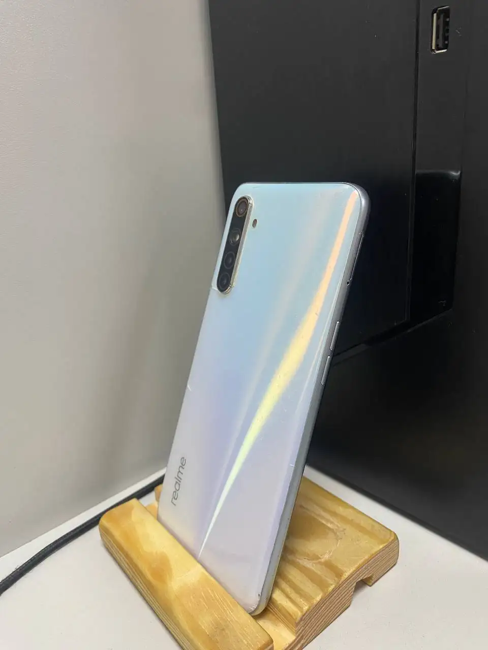 Realme 6 и Realme C35 - Смартфоны и гаджеты (Электроника) в Волгоград