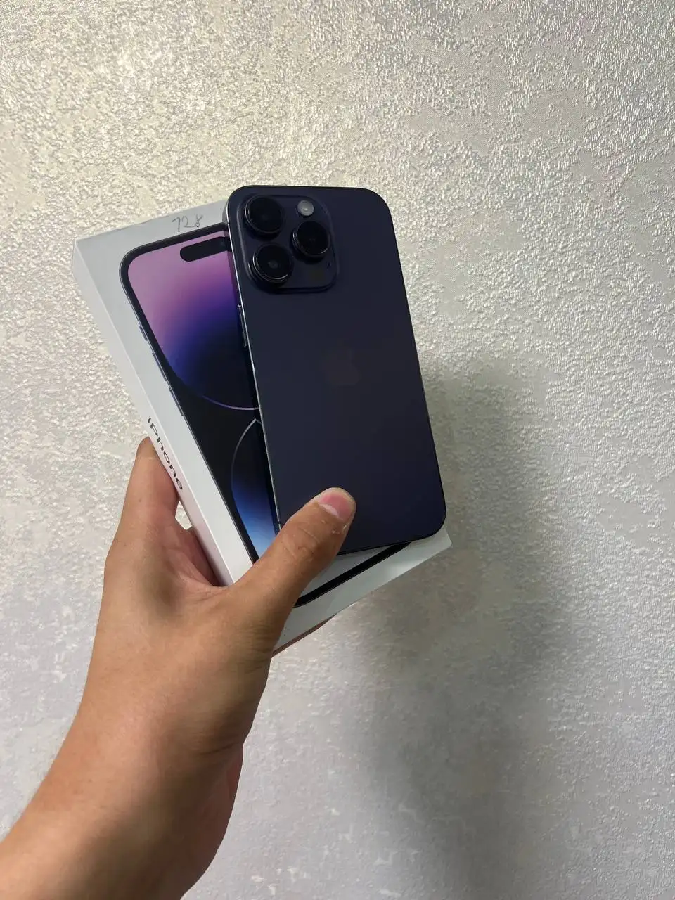 iPhone 14 Pro 128GB с замененным дисплеем - Смартфоны и гаджеты (Электроника) в Волгоград