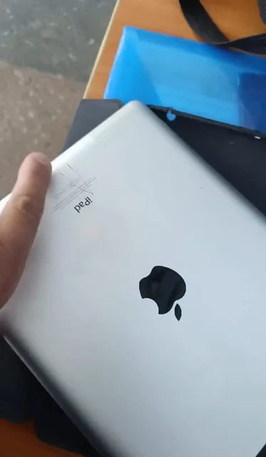 Продам iPad 4 128 ГБ - Аксессуары для телефонов в Волгоград