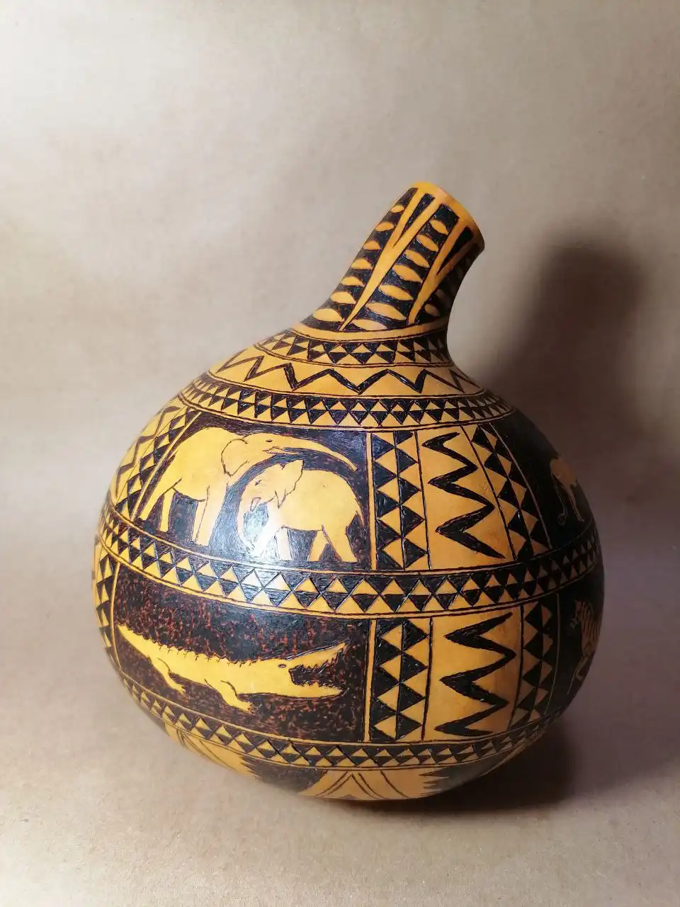 Ваза-артобъект "Саванна" из посудной тыквы