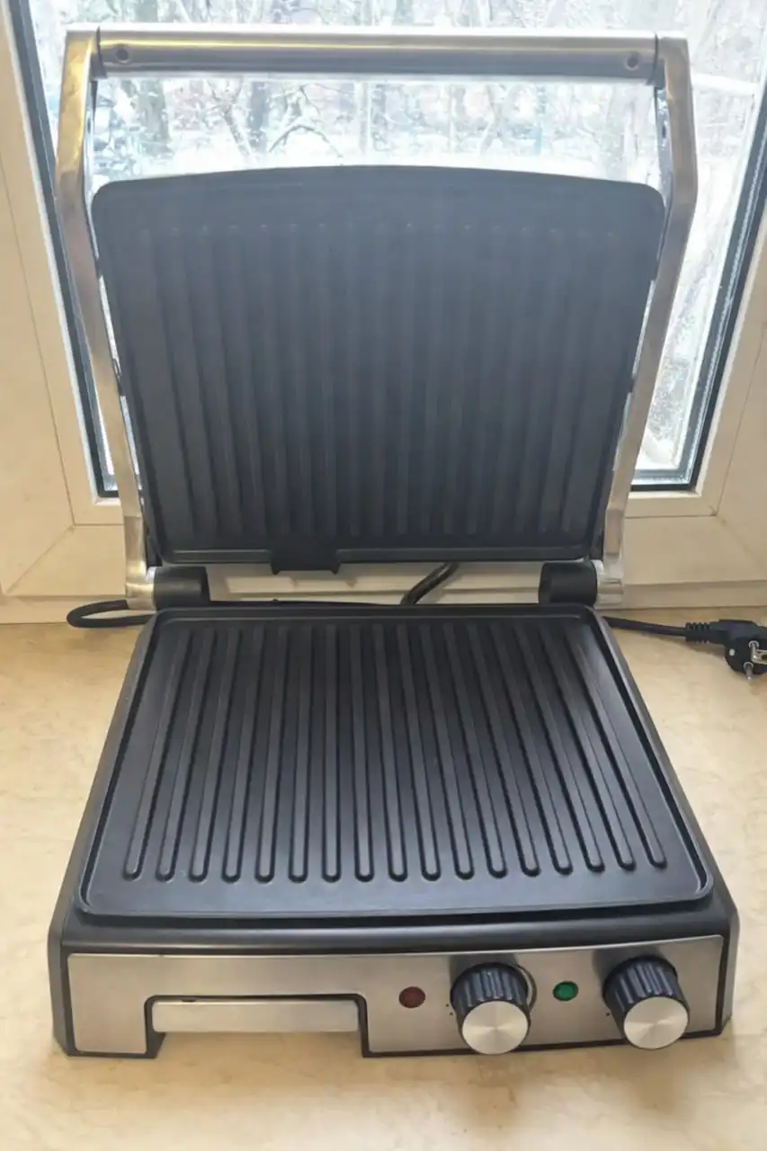 Аэрогриль отдам даром - Кухонная техника (Для дома и дачи) в Волгоград