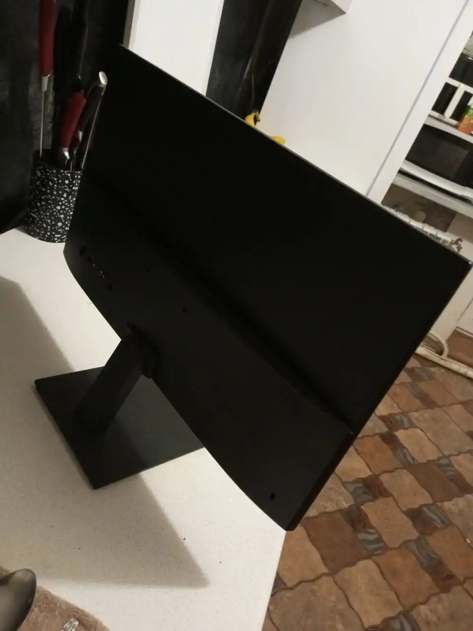 Продам телевизор 22 дюйма - Телевизоры (Электроника) в Волгоград